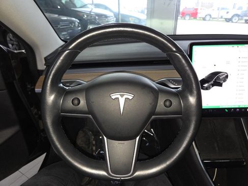Used 2019 Tesla Model 3 Long Range AWD/4WD image 31