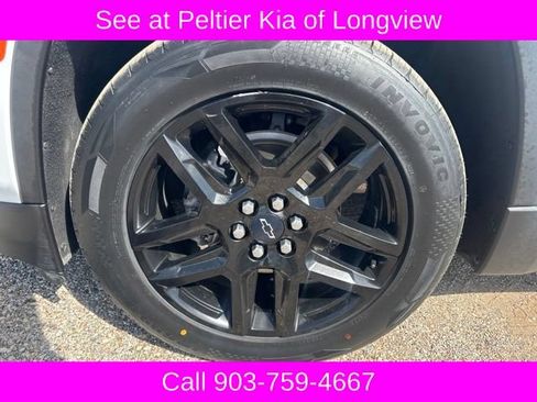 Used 2023 Chevrolet Traverse LS w/ Safety Package FWD image 4