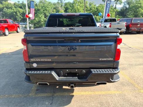 Used 2020 Chevrolet Silverado 1500 Custom Trail Boss w/ Custom Convenience Package AWD/4WD image 5