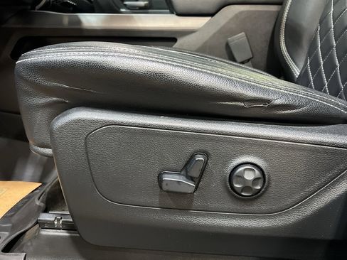 Used 2021 RAM 1500 Big Horn image 15