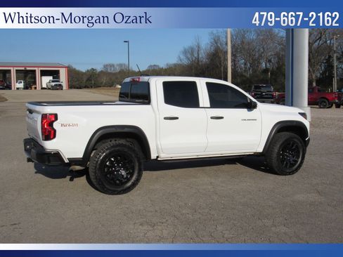 Used 2025 Chevrolet Colorado Trail Boss image 15