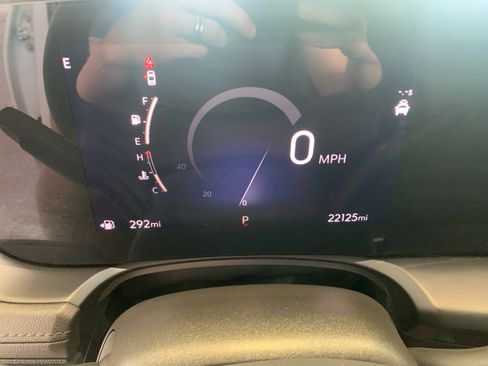 Used 2025 Buick Encore GX Sport Touring w/ Advanced Technology Package FWD image 16