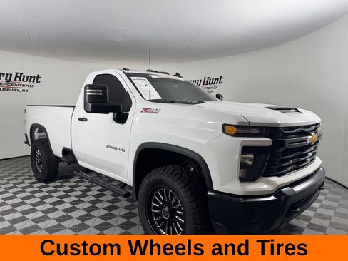 Used 2025 Chevrolet Silverado 3500 W/T w/ WT Convenience Package AWD/4WD image 6