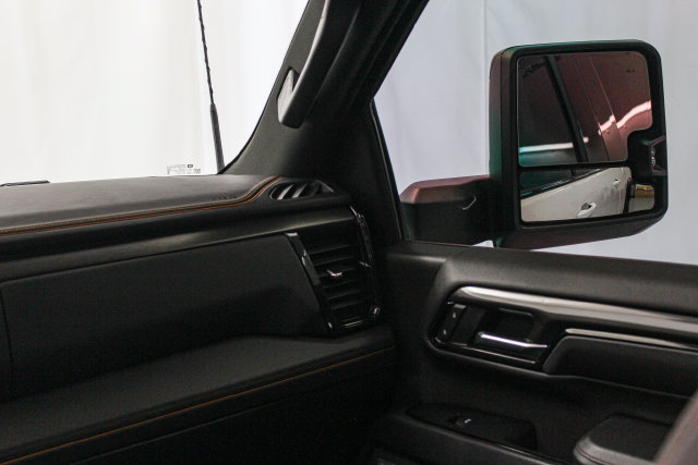 Used 2024 GMC Sierra 2500 AT4 w/ AT4 Preferred Package AWD/4WD image 23