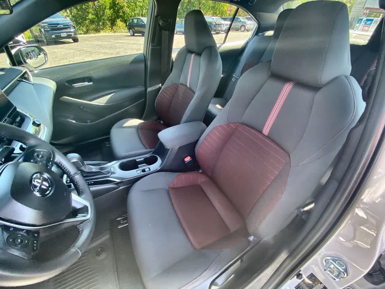 Certified 2026 Toyota Corolla SE w/ SE Package FWD image 11