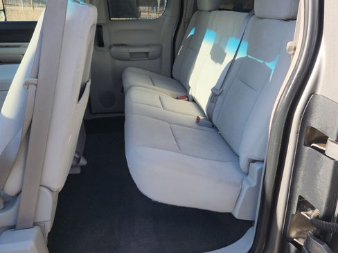 Used 2008 Chevrolet Silverado 2500 LT w/ 1LT Convenience Package image 26