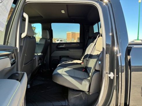 New 2026 Chevrolet Silverado 2500 ZR2 AWD/4WD image 18