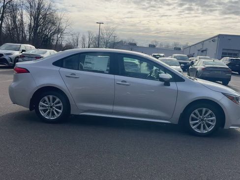 New 2026 Toyota Corolla LE image 9