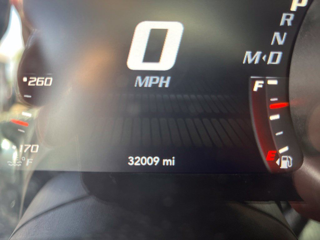 Used 2017 Dodge Challenger SRT Hellcat RWD image 12