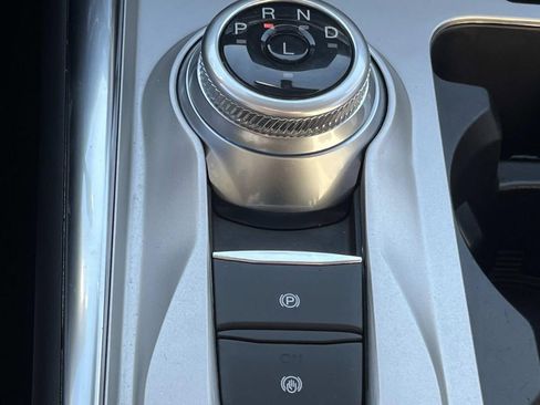 Used 2023 Ford Explorer Limited w/ Limited Technology Package image 22