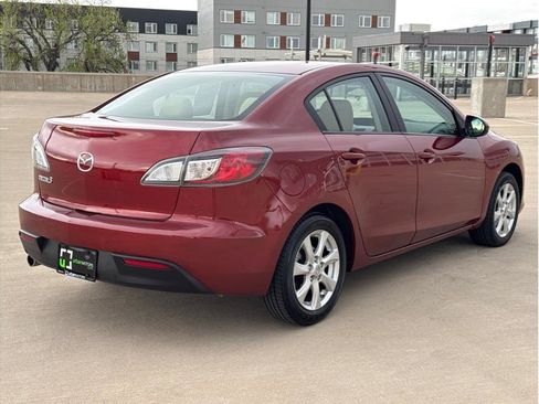 Used 2010 MAZDA MAZDA3 i Touring image 8