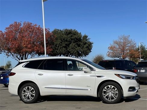 Used 2020 Buick Enclave Avenir w/ Avenir Technology Package image 3