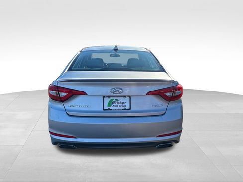 Used 2016 Hyundai Sonata Sport w/ Option Group 02 image 7