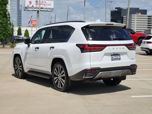 Used 2026 Lexus LX 600 4WD w/ Appearance Package image 5