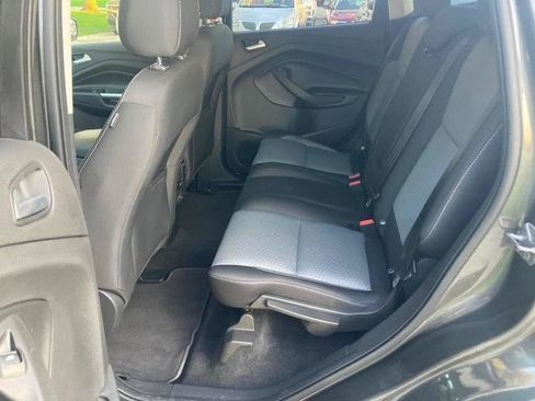 Used 2017 Ford Escape SE AWD/4WD image 26