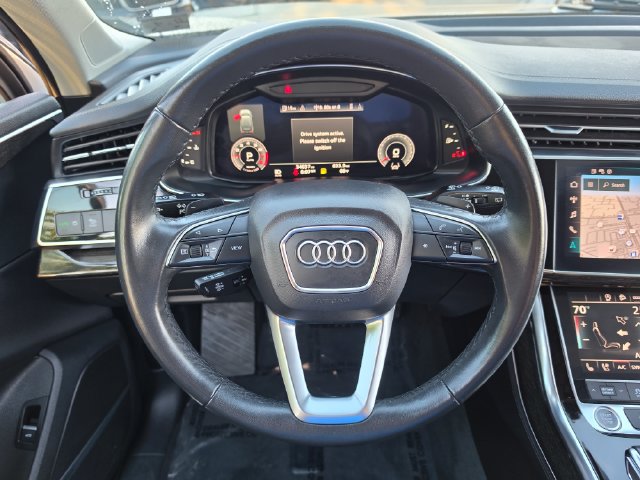 Used 2023 Audi Q7 3.0T Premium Plus w/ Premium Plus Package AWD/4WD image 25
