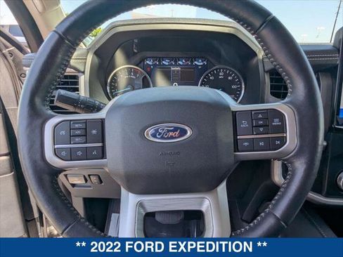Used 2022 Ford Expedition XLT RWD image 13