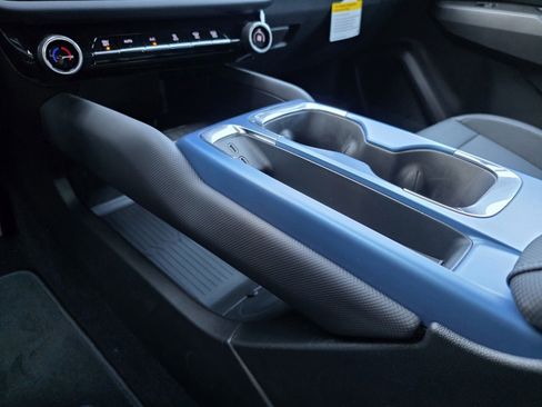 New 2026 Chevrolet Equinox EV LT w/ LPO, Blackout Package image 25