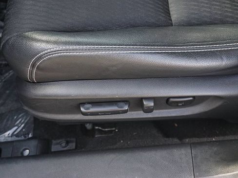 Used 2016 Honda Accord Sport image 19