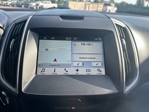 Used 2017 Ford Edge SEL w/ Equipment Group 201A AWD/4WD image 3