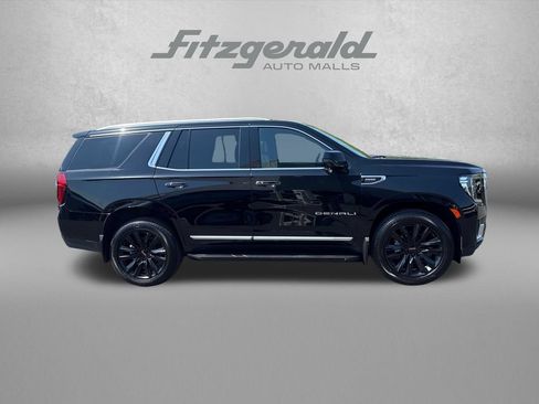 Used 2023 GMC Yukon Denali w/ LPO, Floor Liner Package AWD/4WD image 4