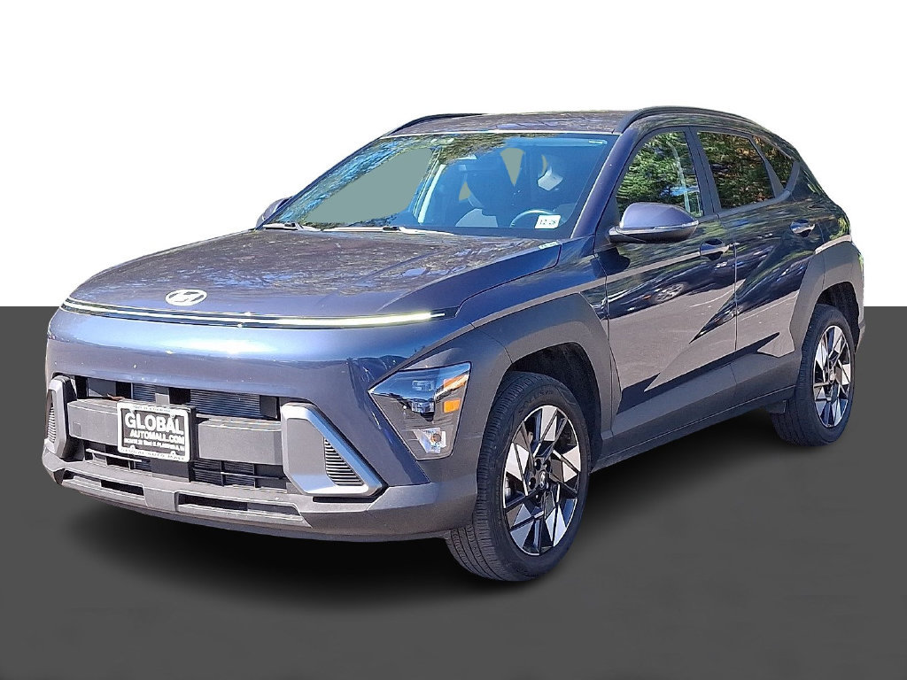 Used 2024 Hyundai Kona SEL AWD/4WD image 3