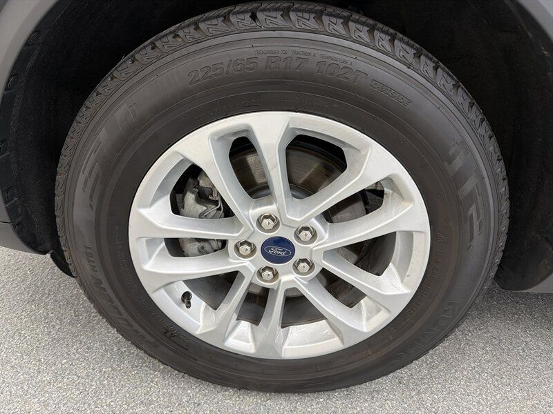 Used 2021 Ford Escape S AWD/4WD image 16