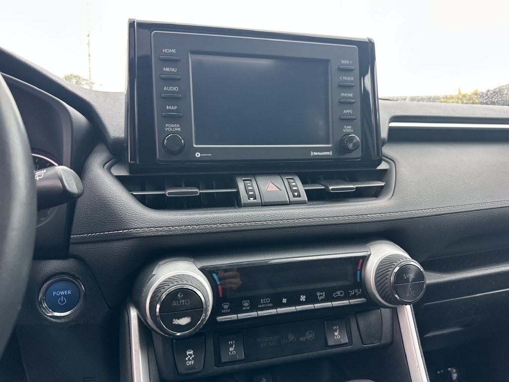 Used 2021 Toyota RAV4 XLE Premium AWD/4WD image 22