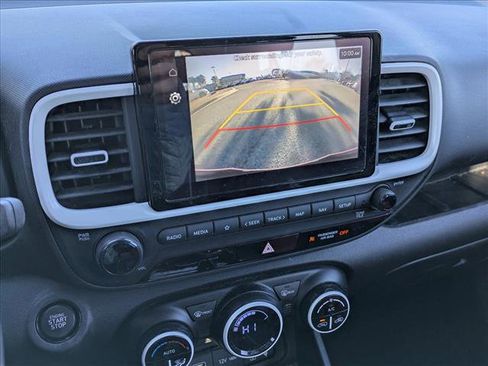 Certified 2023 Hyundai Venue Limited image 22