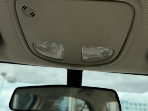 Used 2004 Chevrolet Malibu LS w/ Preferred Equipment Group FWD image 17