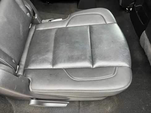 Used 2018 GMC Yukon XL SLT w/ Open Road Package image 20