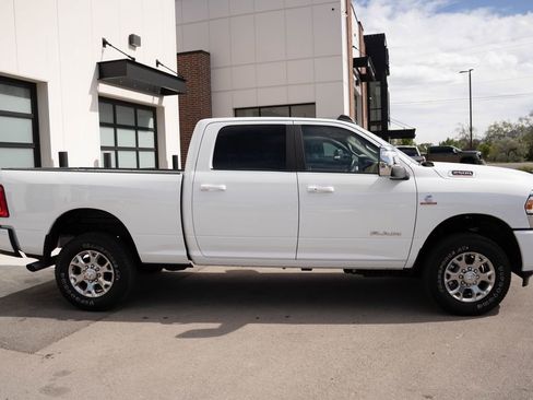 Used 2024 RAM 2500 Laramie AWD/4WD image 11