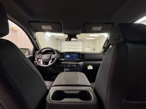 New 2026 GMC Sierra 1500 SLT w/ SLT Convenience Package image 20