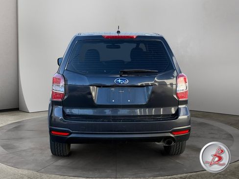 Used 2015 Subaru Forester 2.5i AWD/4WD image 6