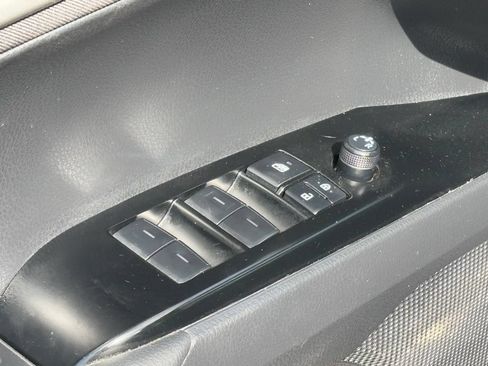 Used 2025 Toyota Camry LE FWD image 26