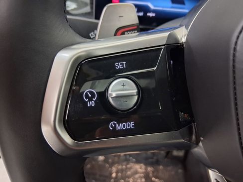 Certified 2023 BMW 740i w/ Parking Assistance Package image 15