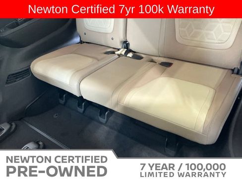 Used 2025 Nissan Armada Platinum w/ Convenience Package RWD image 35