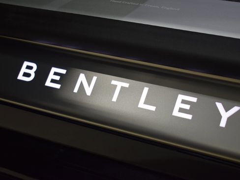 New 2026 Bentley Flying Spur Plug-In Hybrid image 40