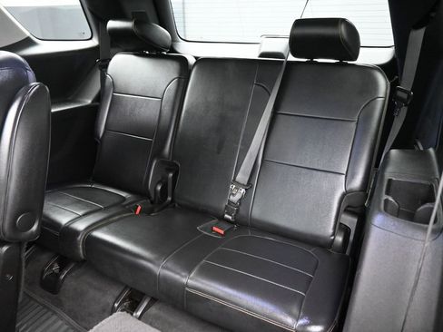 Used 2018 Chevrolet Traverse Premier image 24