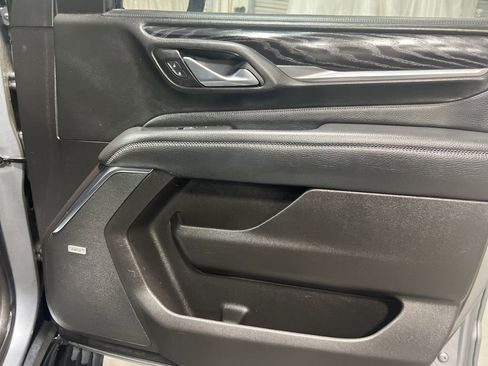 Used 2021 GMC Yukon Denali w/ Denali Premium Package image 37