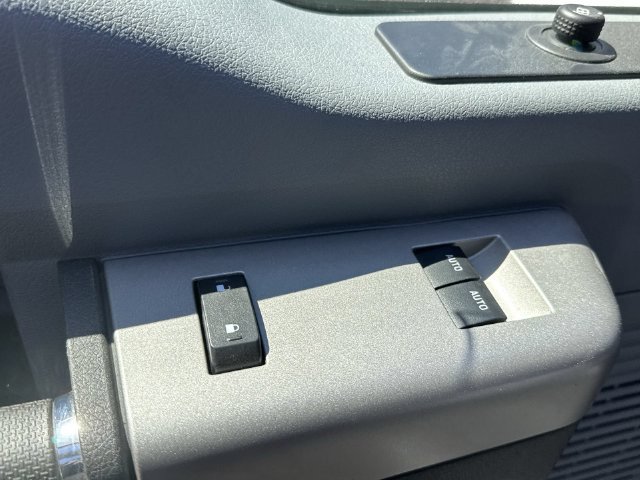 New 2027 Ford F650 2WD Regular Cab Super Duty image 19