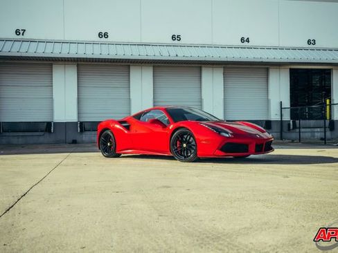Used 2018 Ferrari 488 GTB image 50