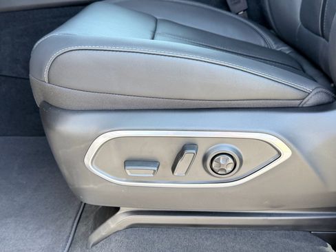 New 2026 Jeep Grand Wagoneer Limited AWD/4WD image 25