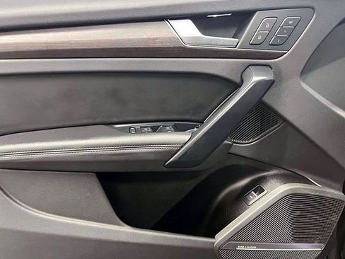 Used 2023 Audi Q5 2.0T Premium Plus image 18