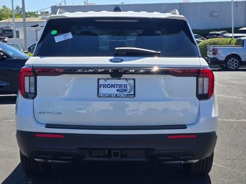 New 2026 Ford Explorer Active RWD image 30