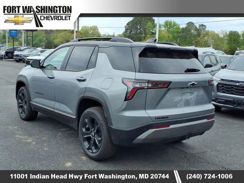 New 2026 Chevrolet Equinox LT w/ Convenience Package II FWD image 3
