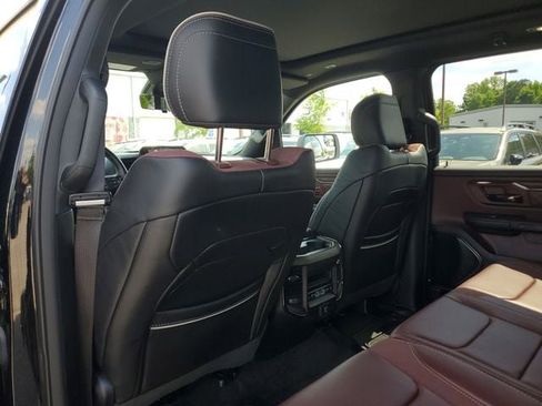 Certified 2025 RAM 1500 Limited AWD/4WD image 17