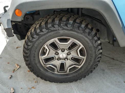 Used 2010 Jeep Wrangler Unlimited Sport AWD/4WD image 10