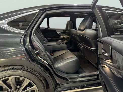 Used 2018 Lexus LS 500 F Sport w/ Accessory Package (Z1) AWD/4WD image 35