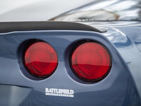 Used 2012 Chevrolet Corvette Grand Sport w/ 4LT Preferred Equipment Group RWD image 9